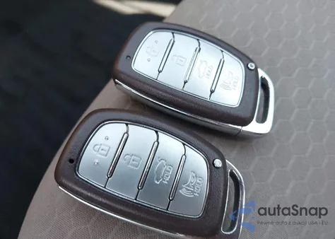 2020 Hyundai Elantra Value Edition из США, поврежденный, VIN 5NPD84LF6LH499797